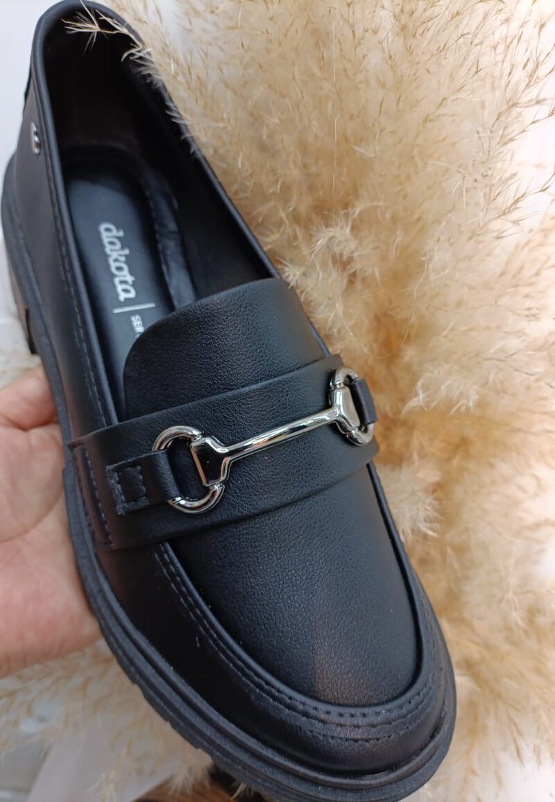 sapato mocassim gisele preto